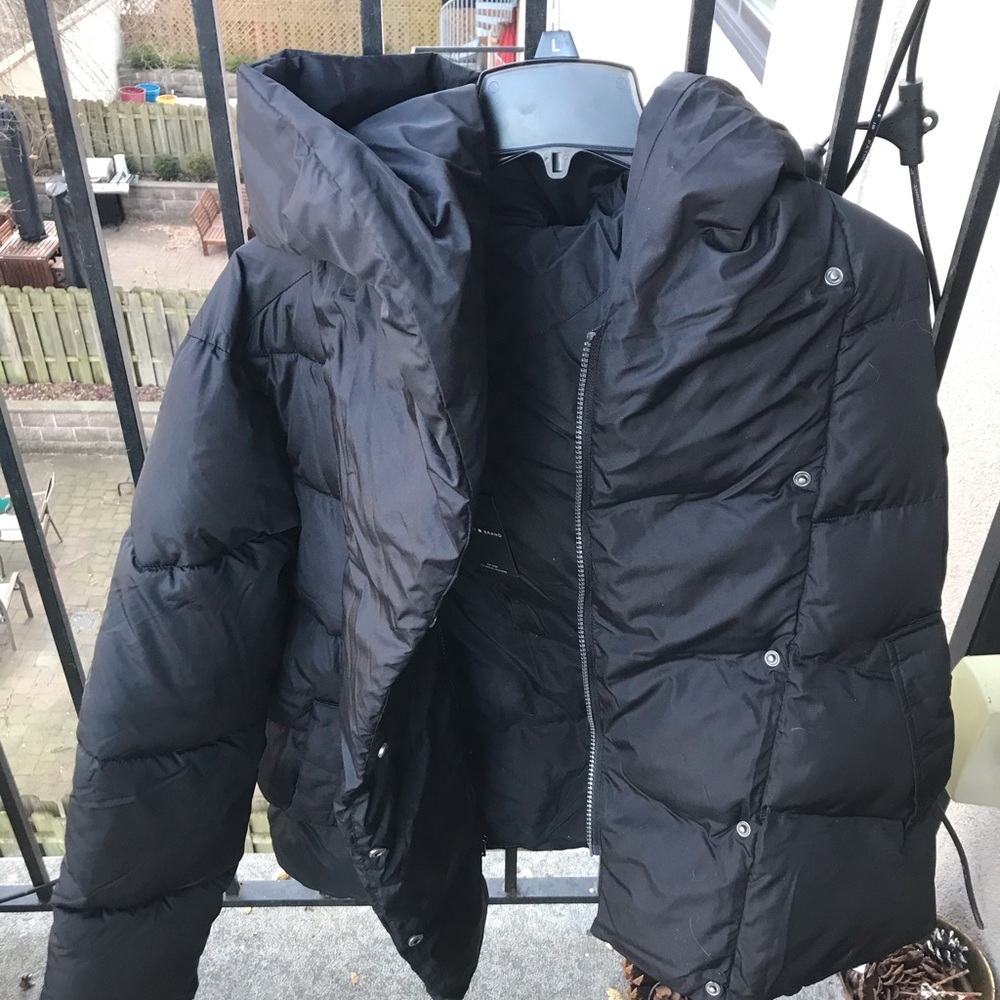 Lucky brand puffer jacket!!!FIRM